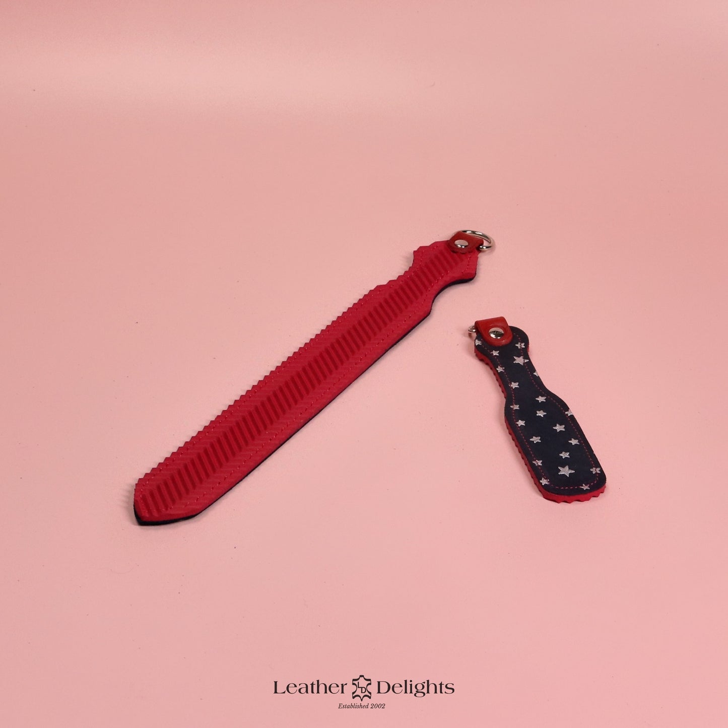 Dagger - Stars Suede & Red Ripple Rubber